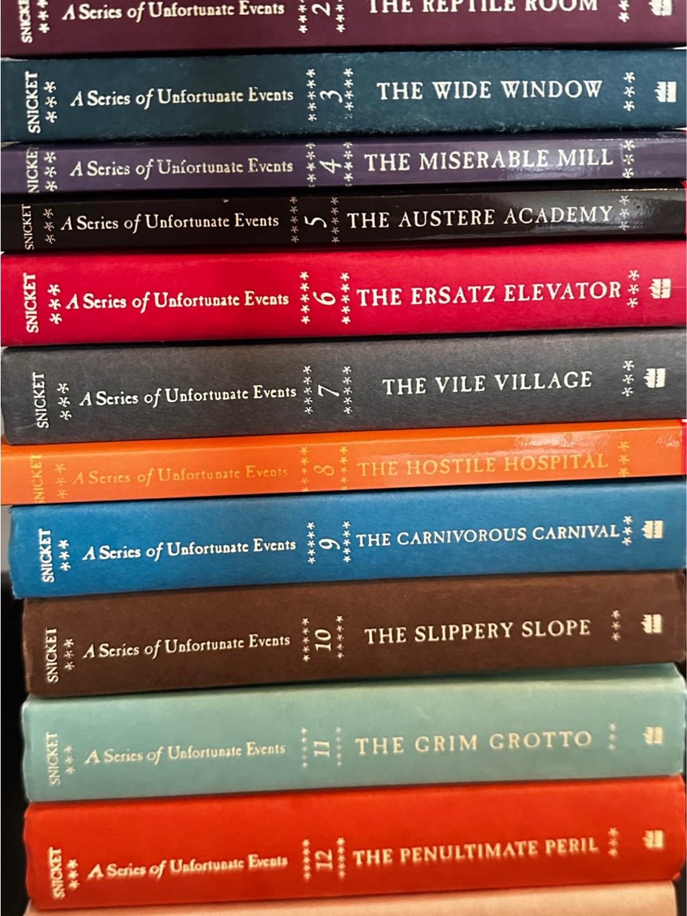 A Series Of Unfortunate Events - Hard Cover